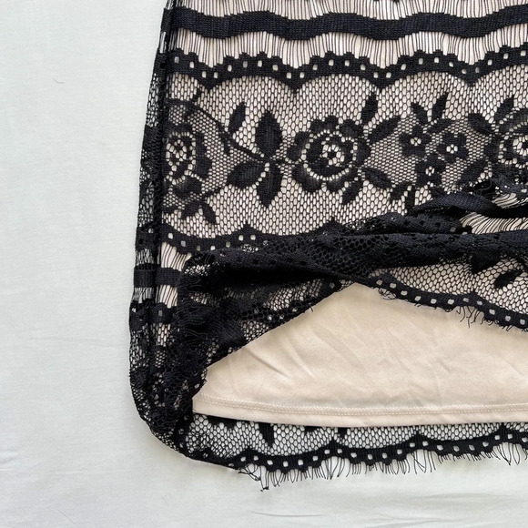 Vintage 90’s First Kiss Lace Dress - Picture 9 of 9